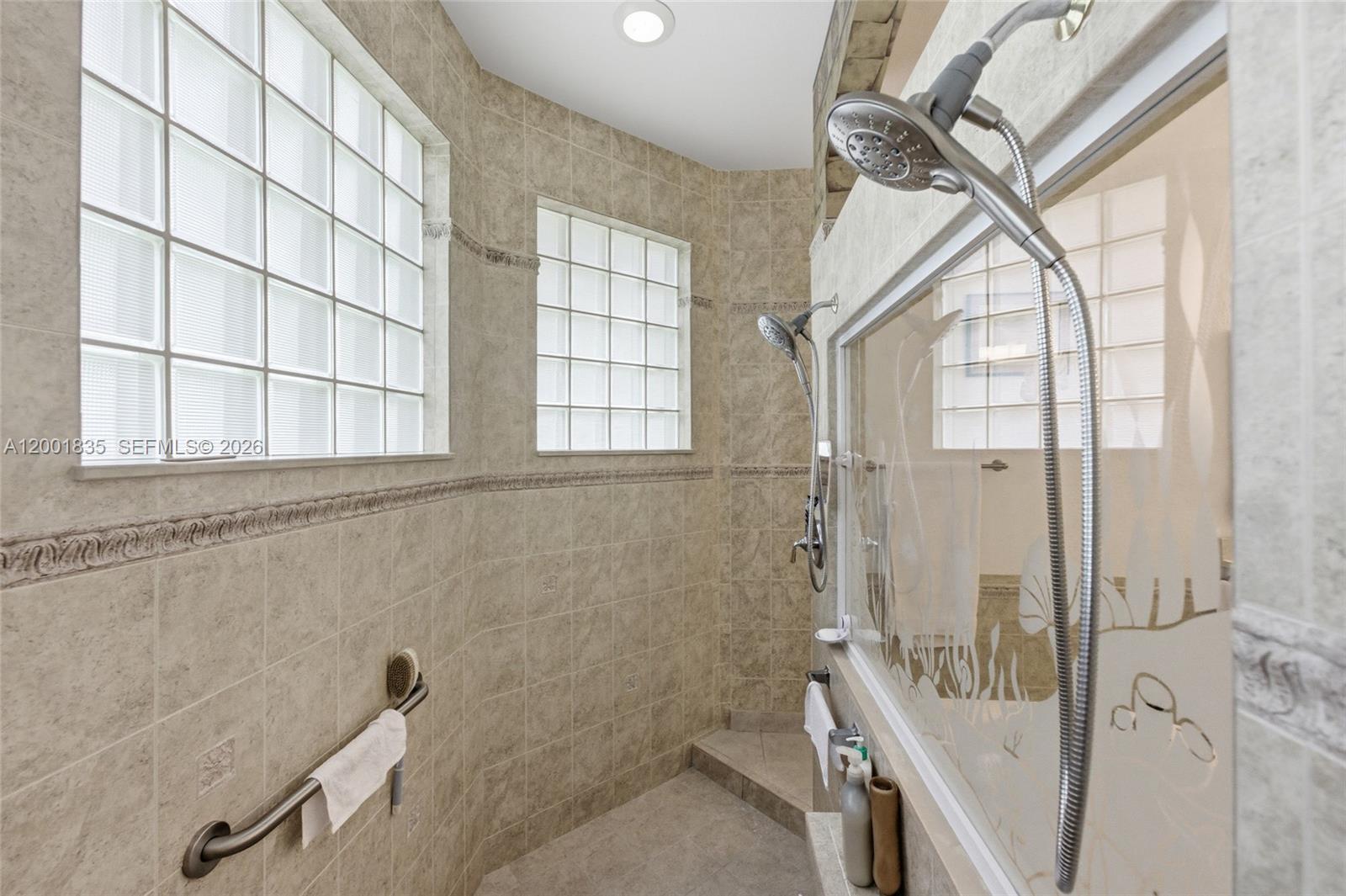 CORAL CREEK REPLAT NO 5 - Residential