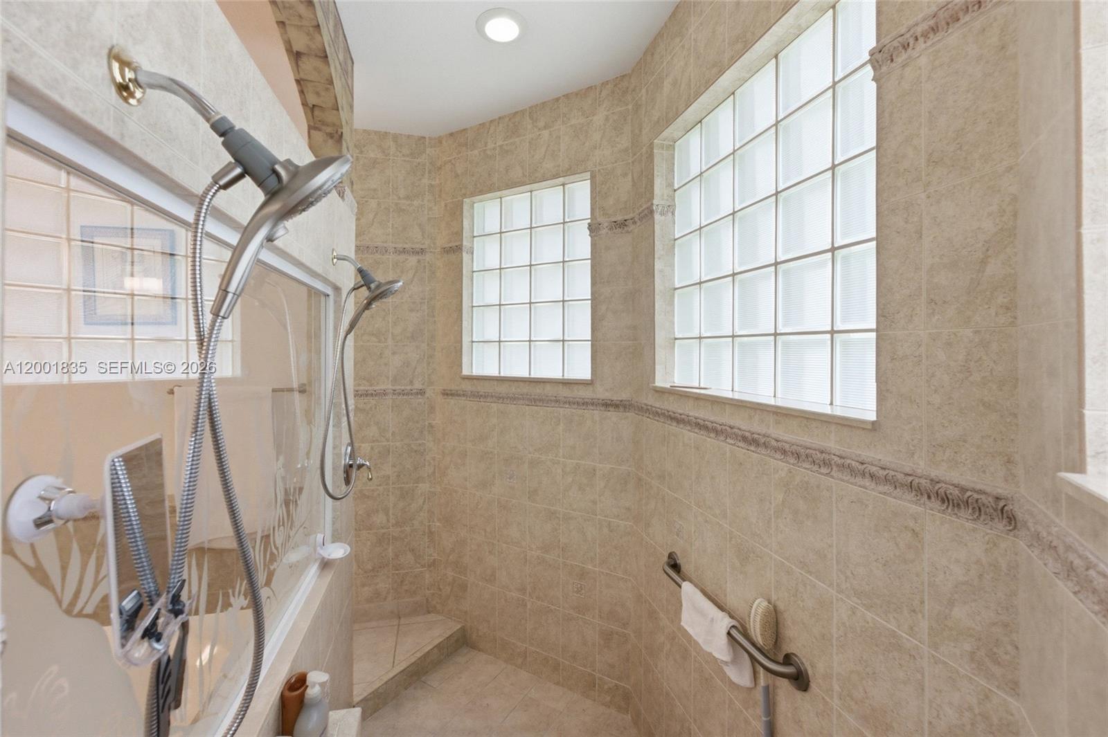 CORAL CREEK REPLAT NO 5 - Residential