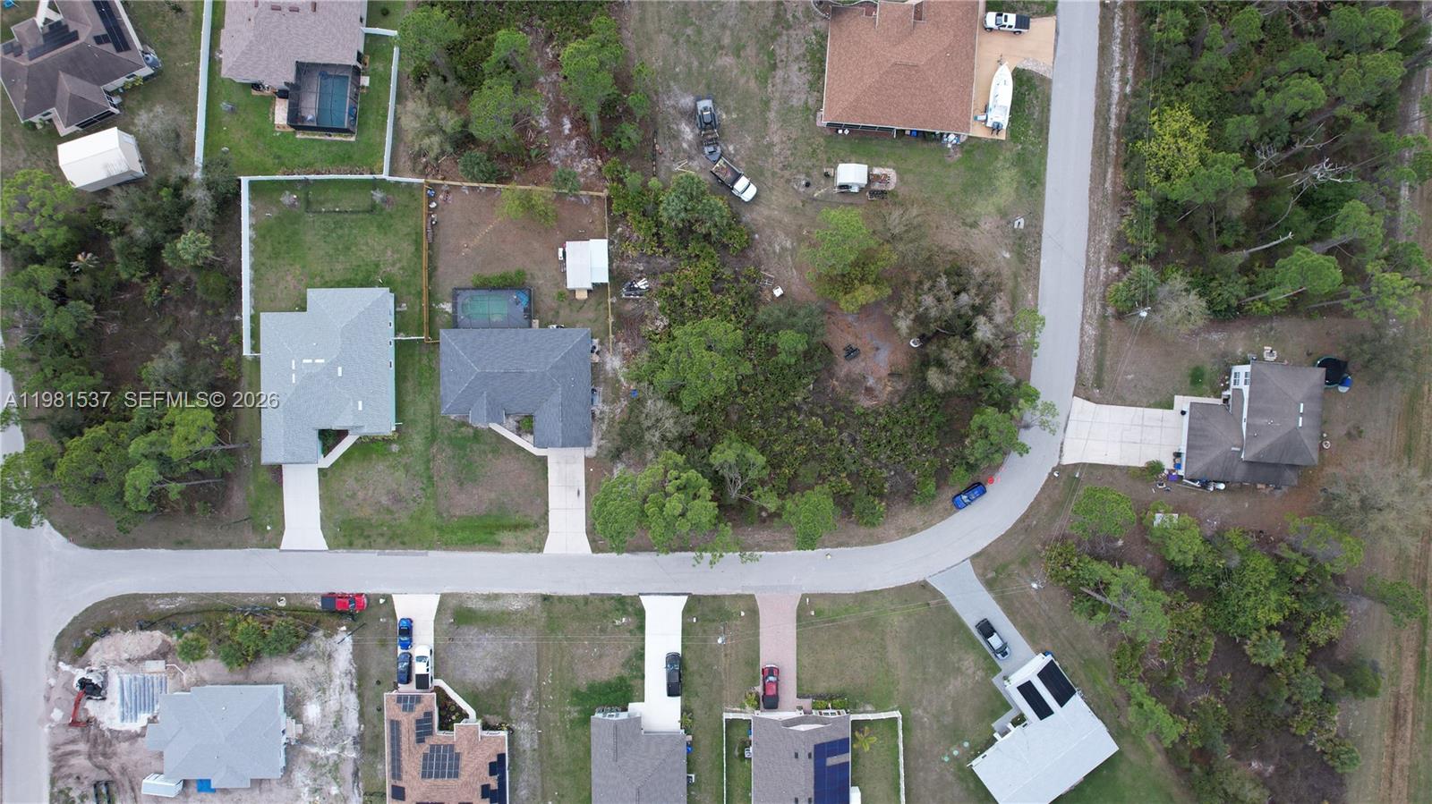 PORT CHARLOTTE SUB 33 - Land