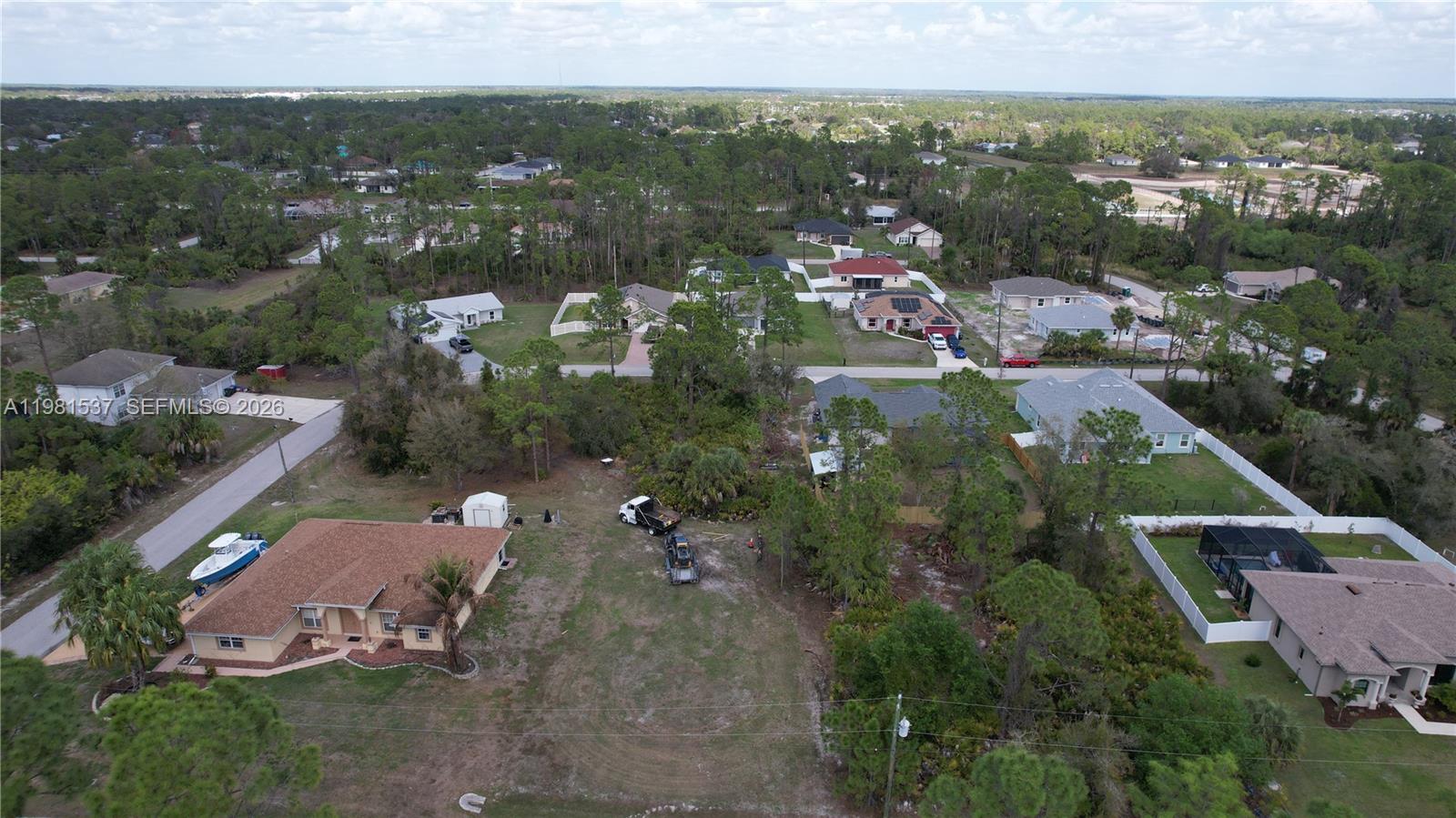 PORT CHARLOTTE SUB 33 - Land