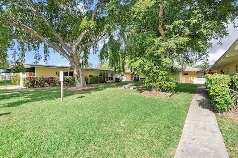 227 SE 1st St 1-8 Dania Beach FL 33004