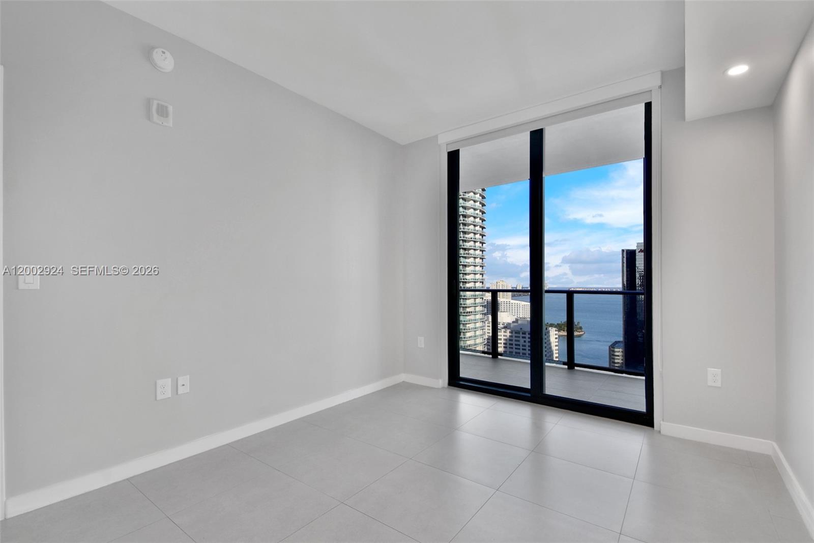 1010 BRICKELL CONDO - Residential Lease