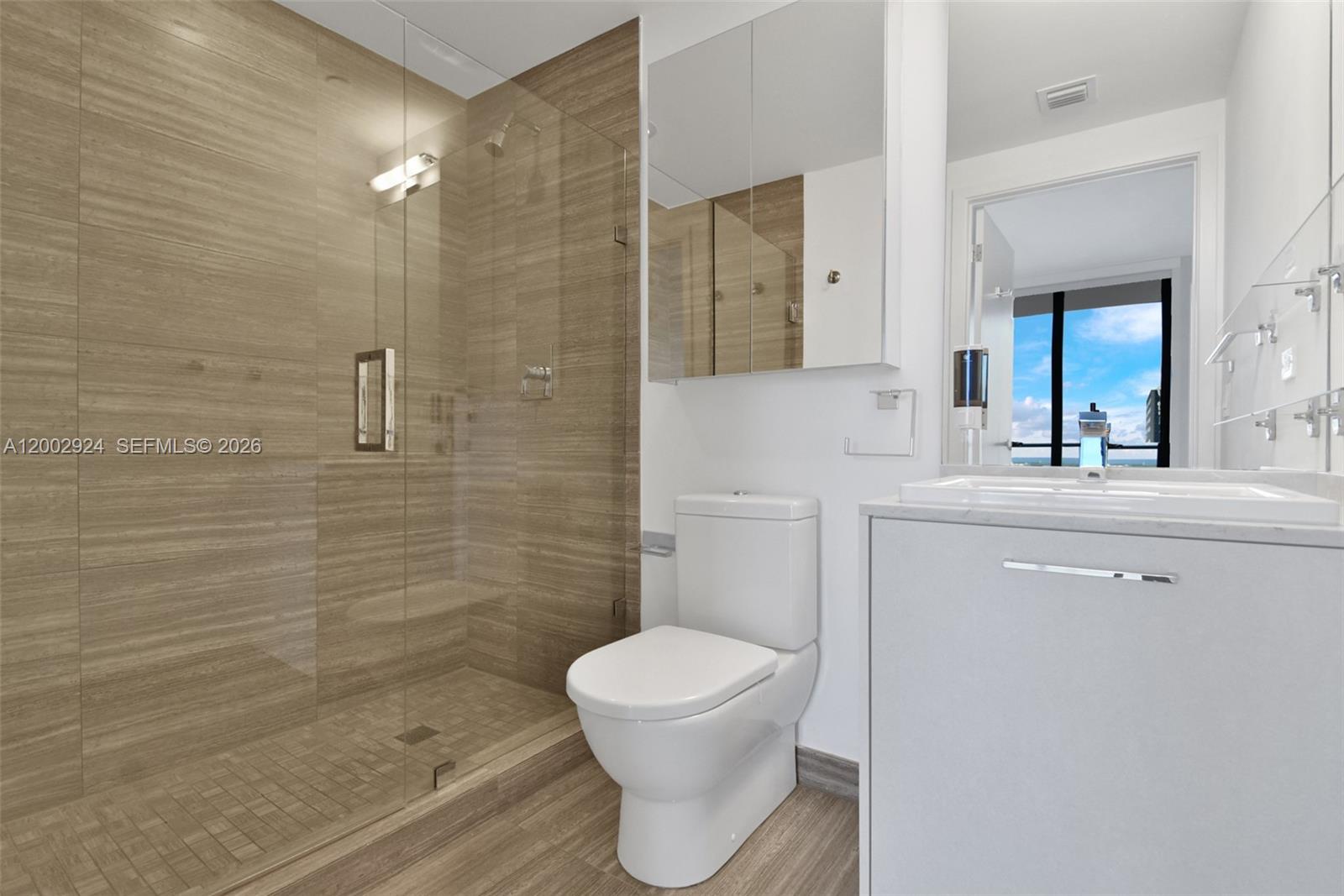 1010 BRICKELL CONDO - Residential Lease