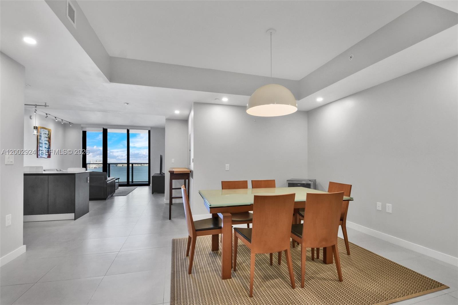 1010 BRICKELL CONDO - Residential Lease