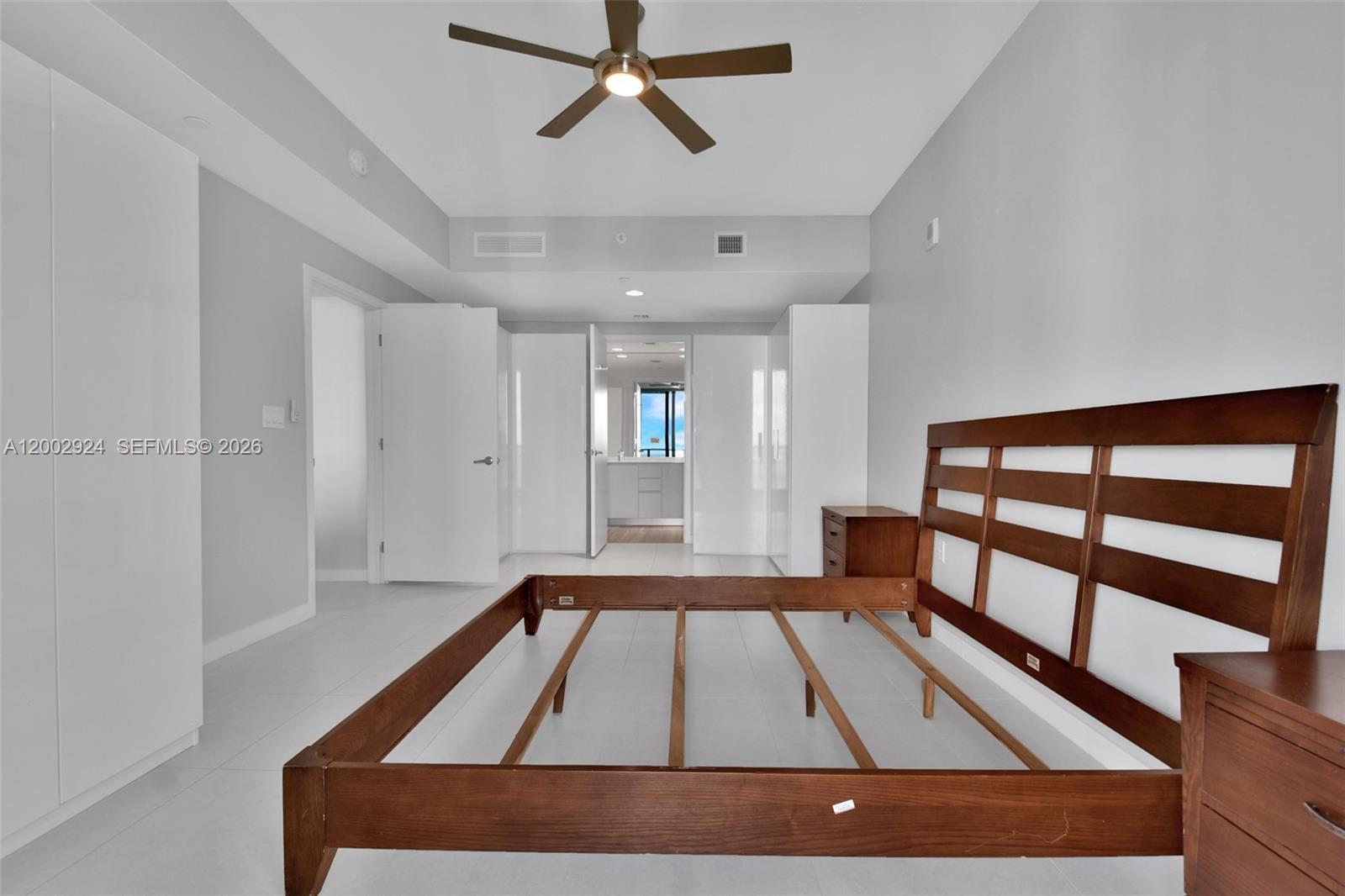 1010 BRICKELL CONDO - Residential Lease