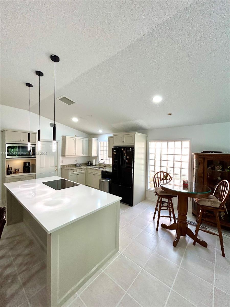 WOODBINE PAR A - Residential