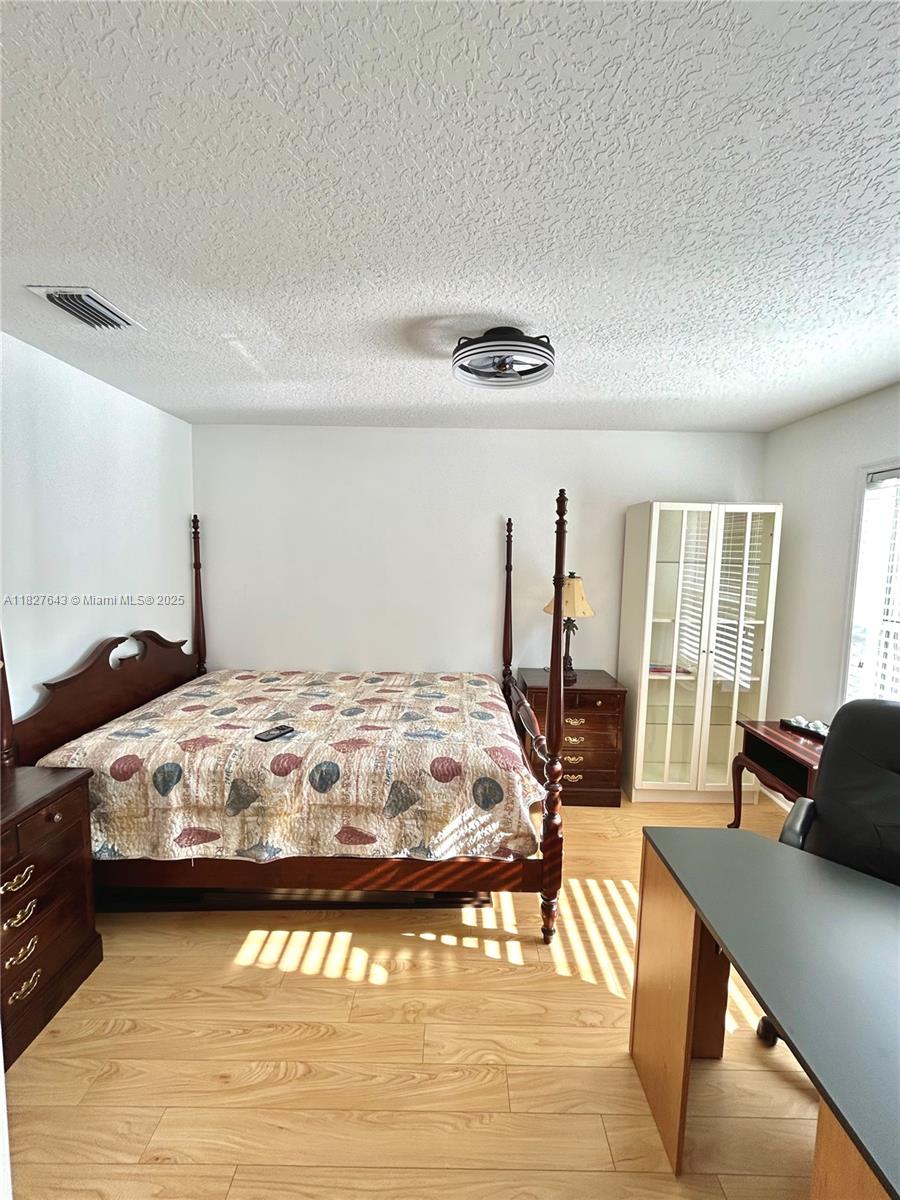 WOODBINE PAR A - Residential