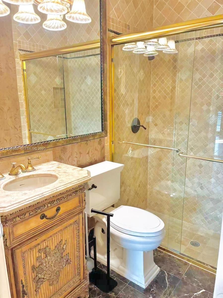 COUNTRY GLEN - Residential Lease