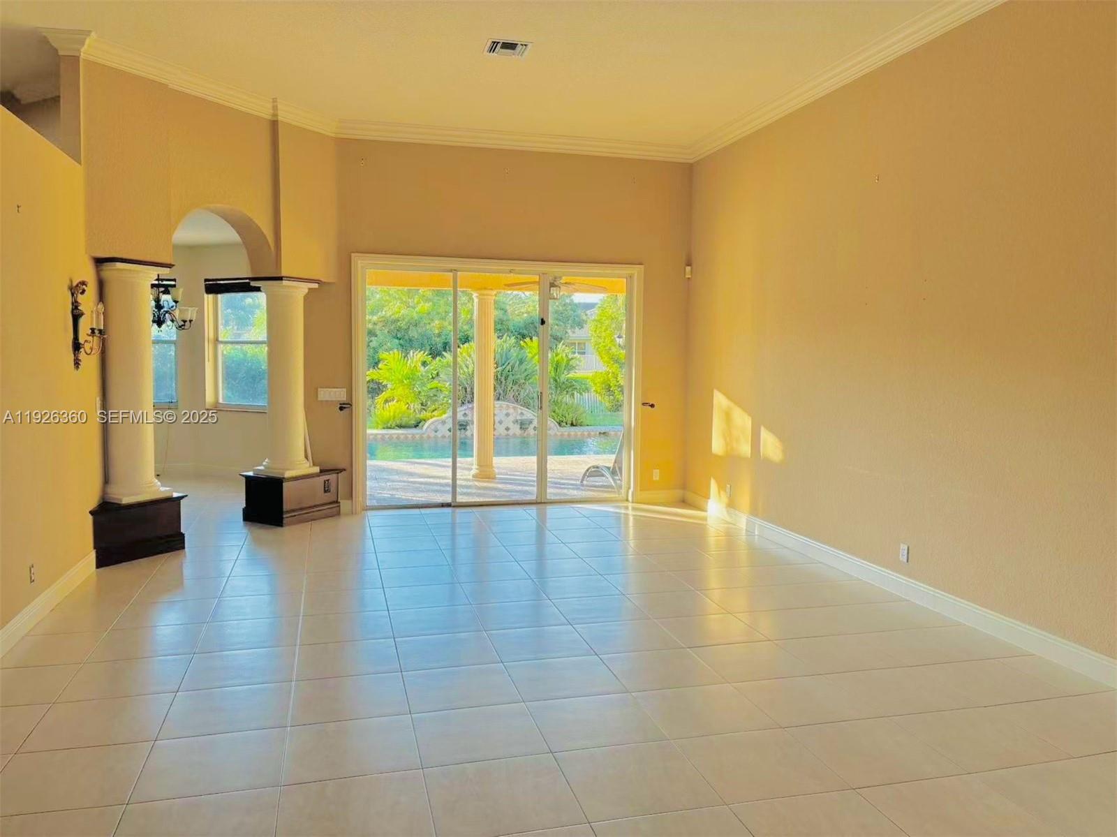 COUNTRY GLEN - Residential Lease