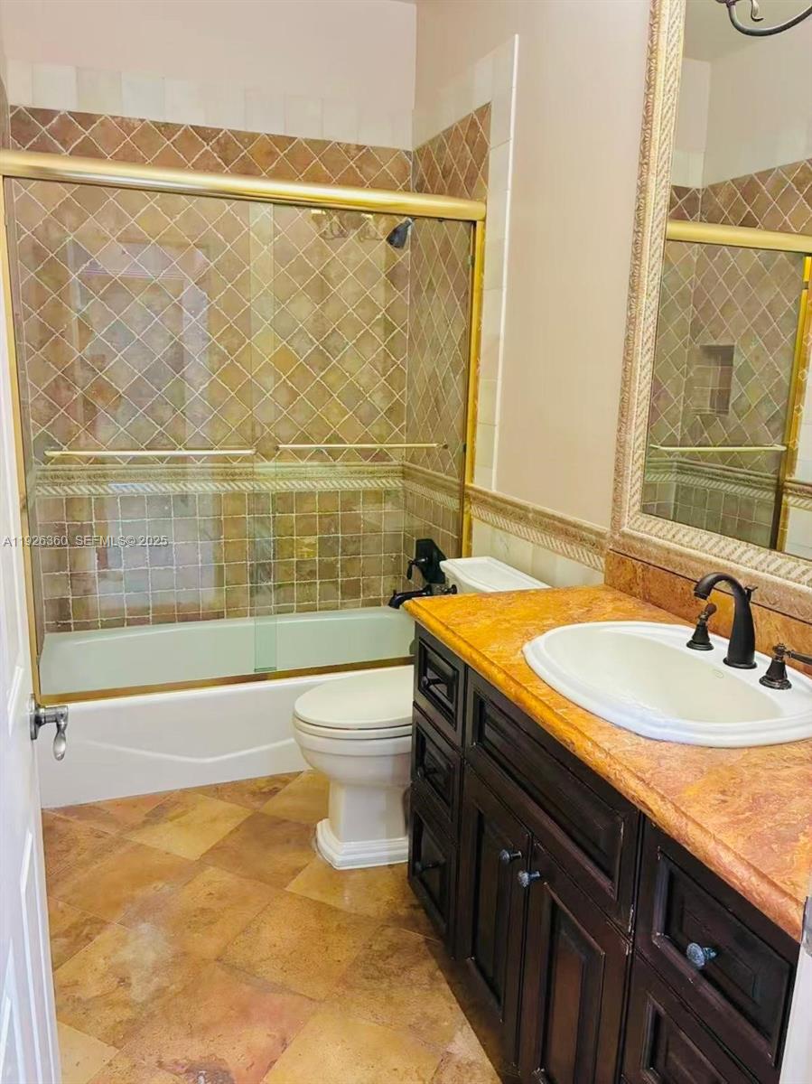 COUNTRY GLEN - Residential Lease