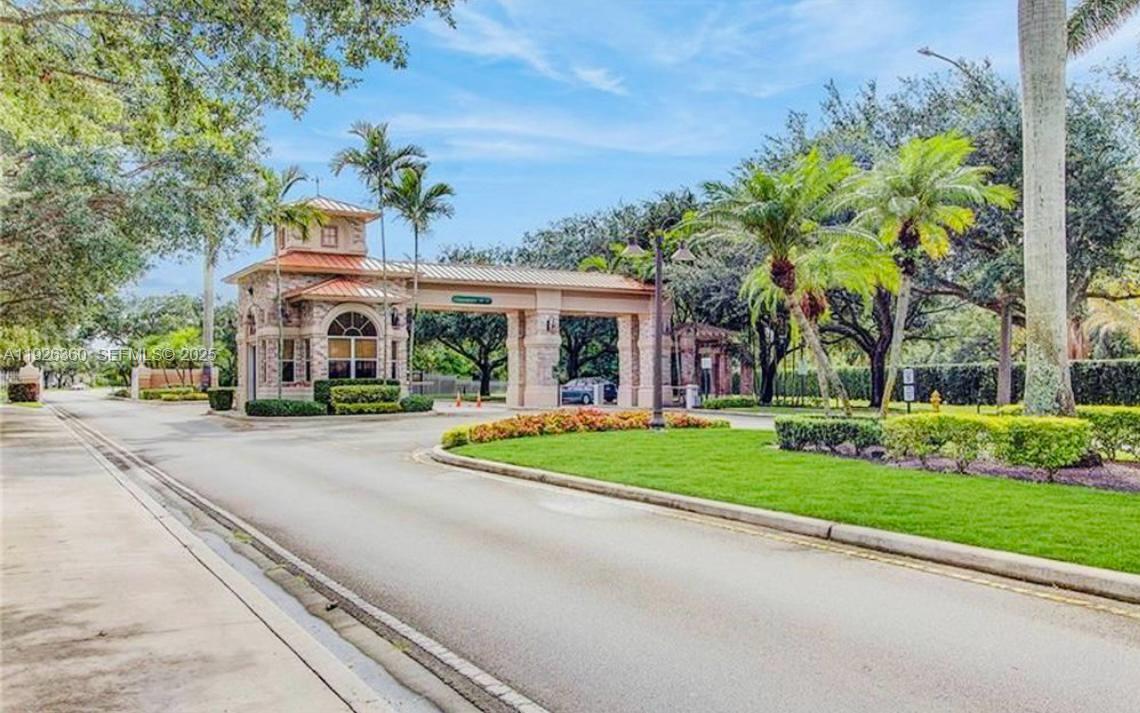 COUNTRY GLEN - Residential Lease