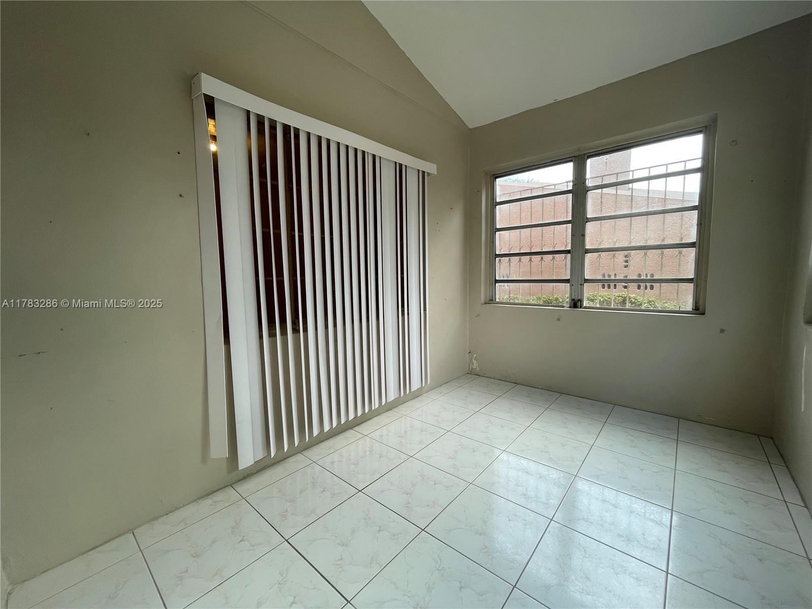 937 NW 46th St