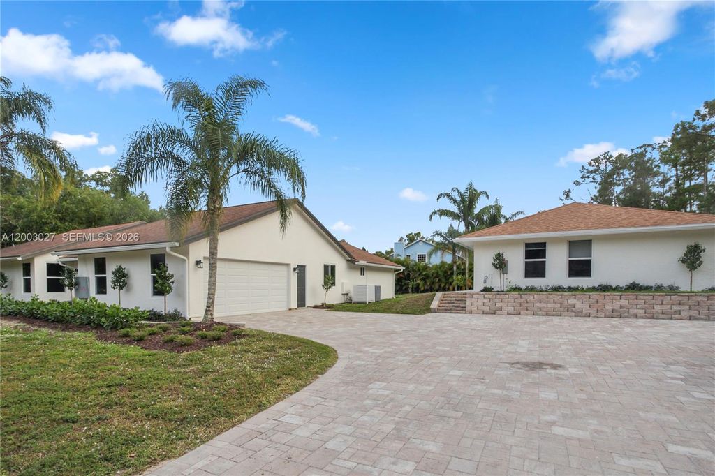 Photo of 12090 N 164th Ct N, Jupiter, FL 33478 (MLS # A12003027)