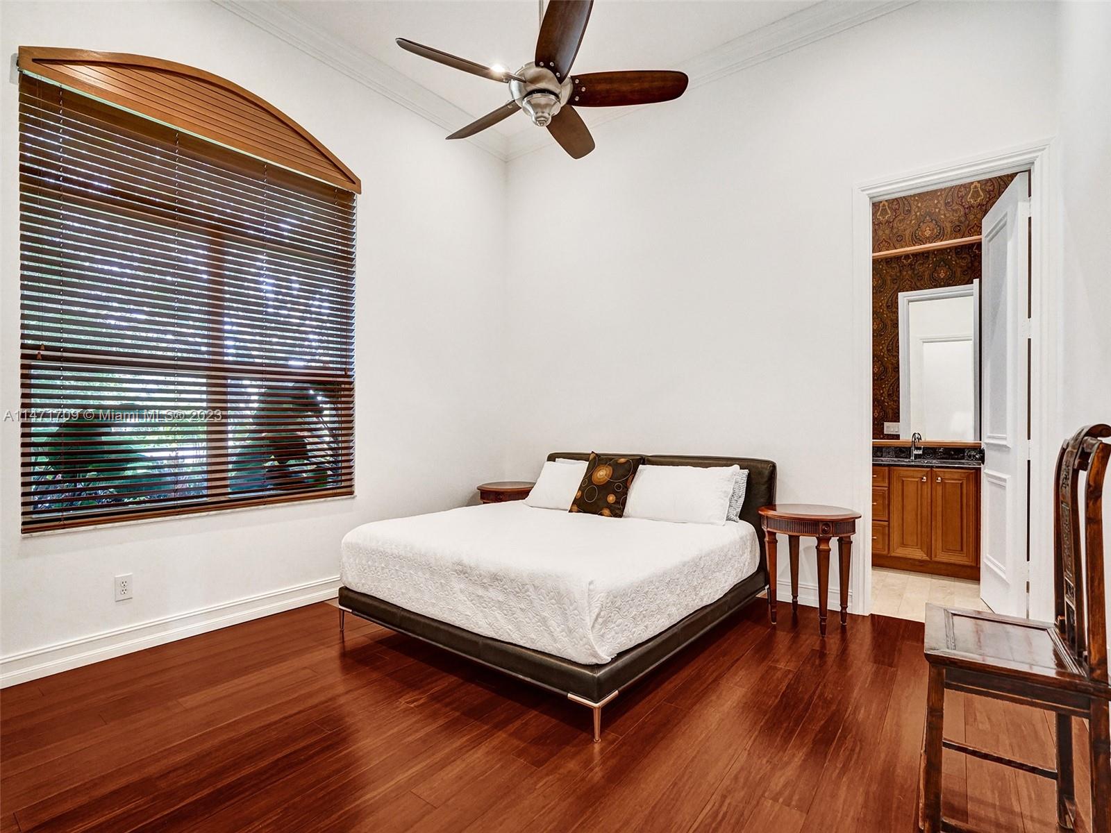 WINDMILL LAKE ESTATES - Residential