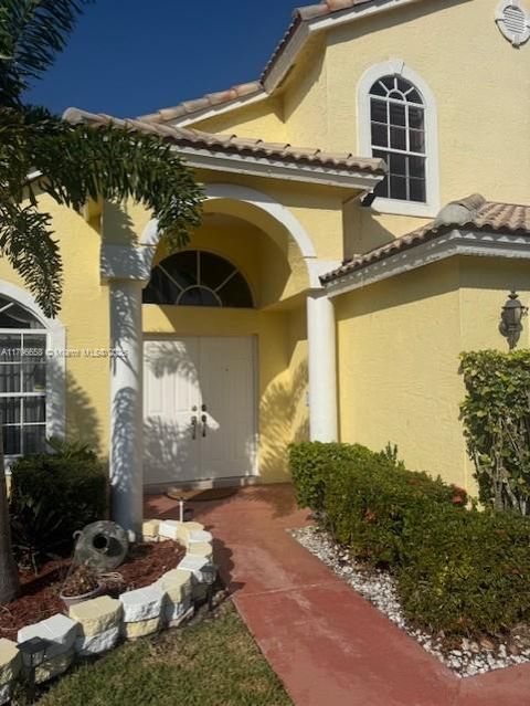1923 Oak Berry Cir Wellington FL 33414