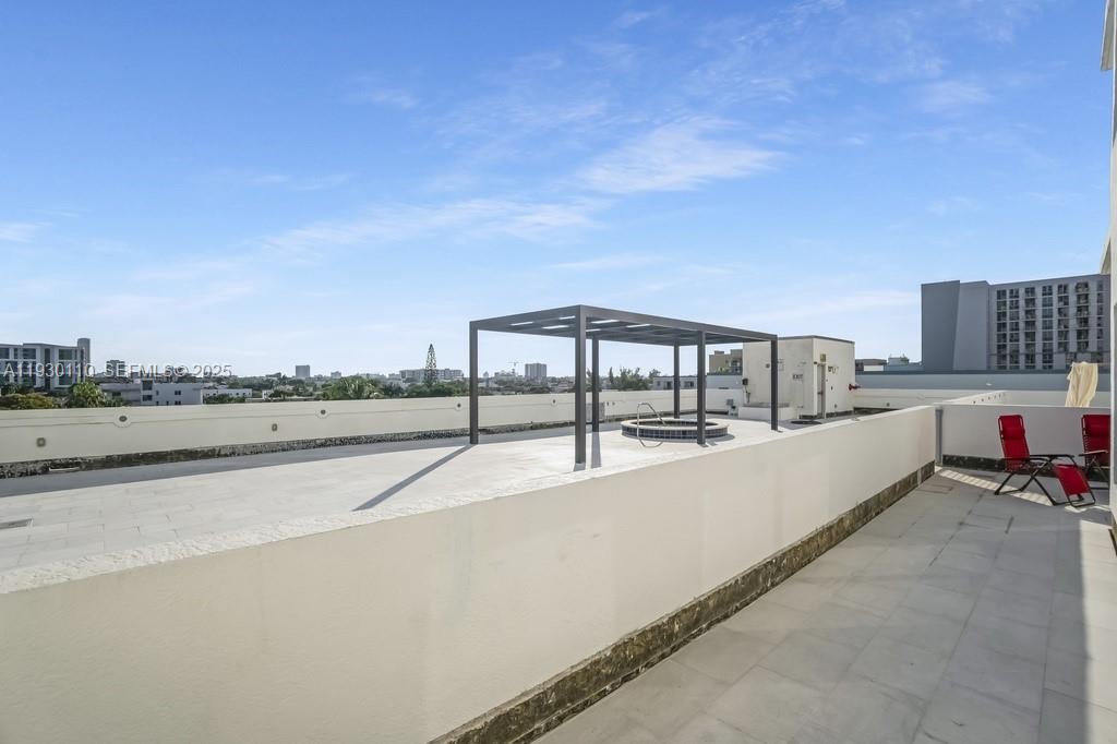 NEO CONDO - Residential