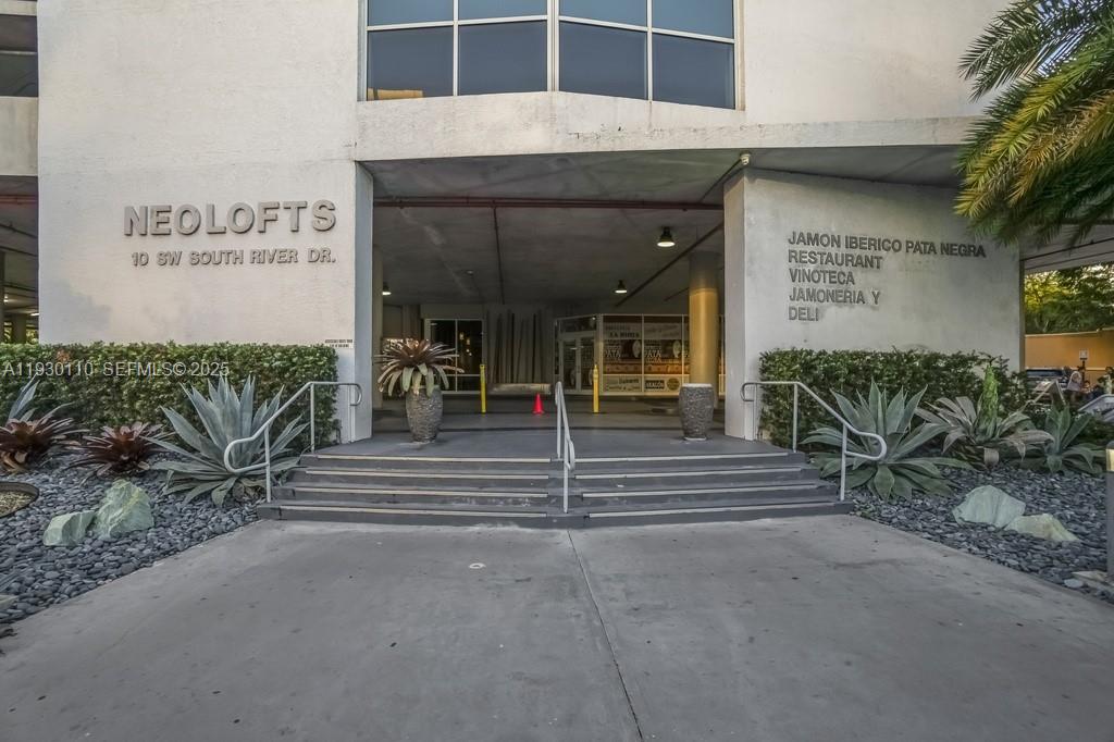 NEO CONDO - Residential