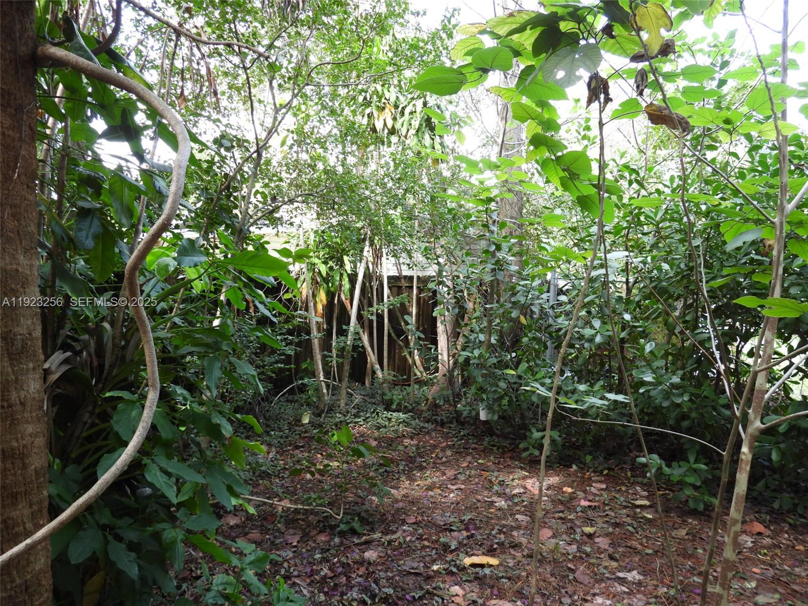 RIVERSIDE ADD AMEN PLAT - Residential