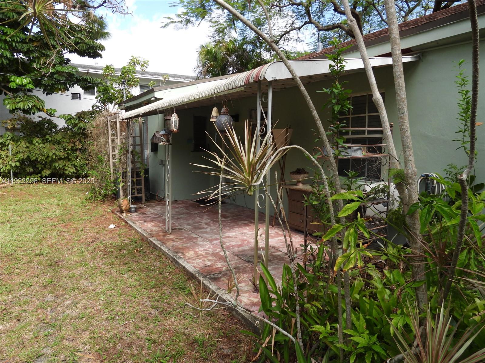 RIVERSIDE ADD AMEN PLAT - Residential