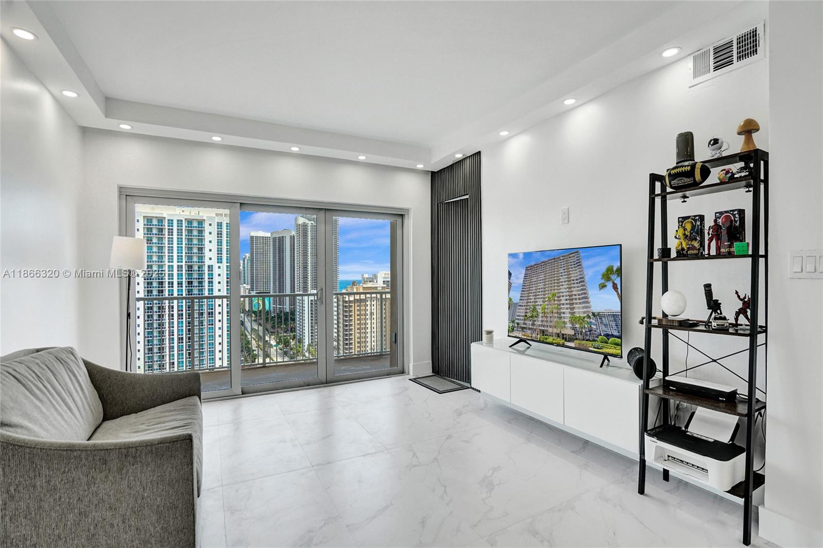 HEMISPHERES CONDO - Residential
