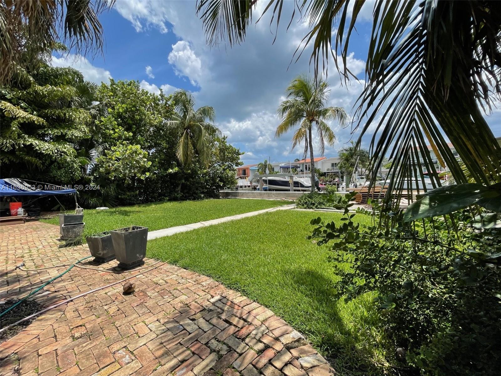 REM FOSTER & SANCHEZ TRAC - Residential