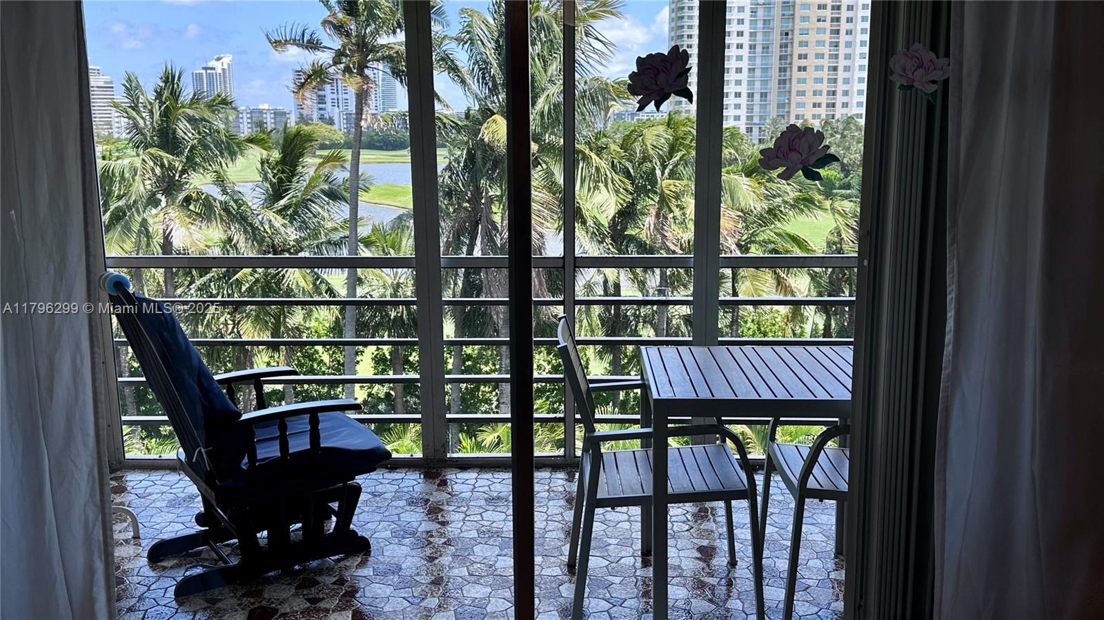 Rental Property at 200 Ne 14th Ave 519, Hallandale Beach, Broward County, Florida - Bedrooms: 1 
Bathrooms: 1  - $1,600 MO.