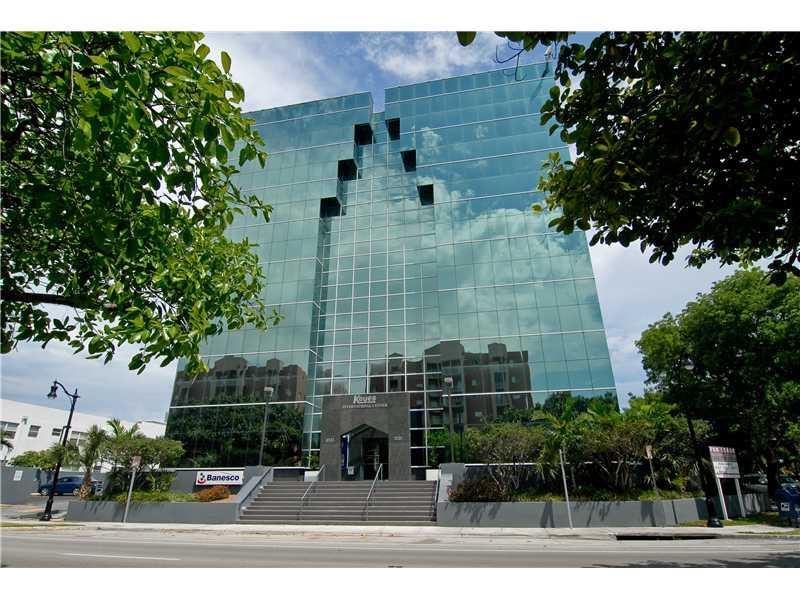 BRICKELL AREA WITHOUT THE PRICES AND TRAFFIC!!! THE KEYES INTERNATIONAL CENTER LOCATED IN THE CORAL WAY/BRICKELL CORRIDOR BETWEEN CORAL GABLES AND DOWNTOWN MIAMI. A PRIME LOCATION IN THE ROADS EASILY ACCESSIBLE TO I-95, MARY BRICKELL VILLAGE AND ALL AREA AMENITIES. ON-SITE MANAGEMENT AND BANK. SUITE CONSISTS OF 6 OFFICES, CONFERENCE ROOM AND LARGE OPEN AREA.