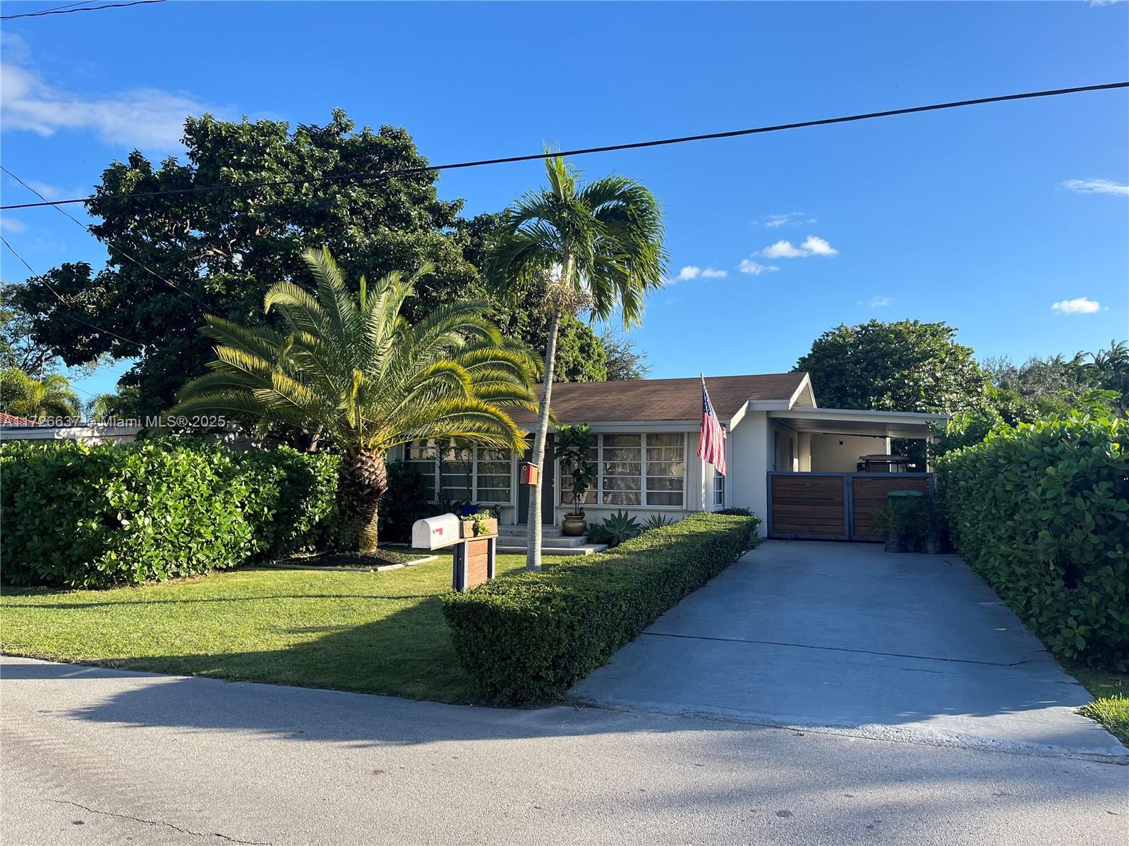 Property for Sale at 9040 Sw 156th St, Palmetto Bay, Miami-Dade County, Florida - Bedrooms: 2 
Bathrooms: 2  - $599,900