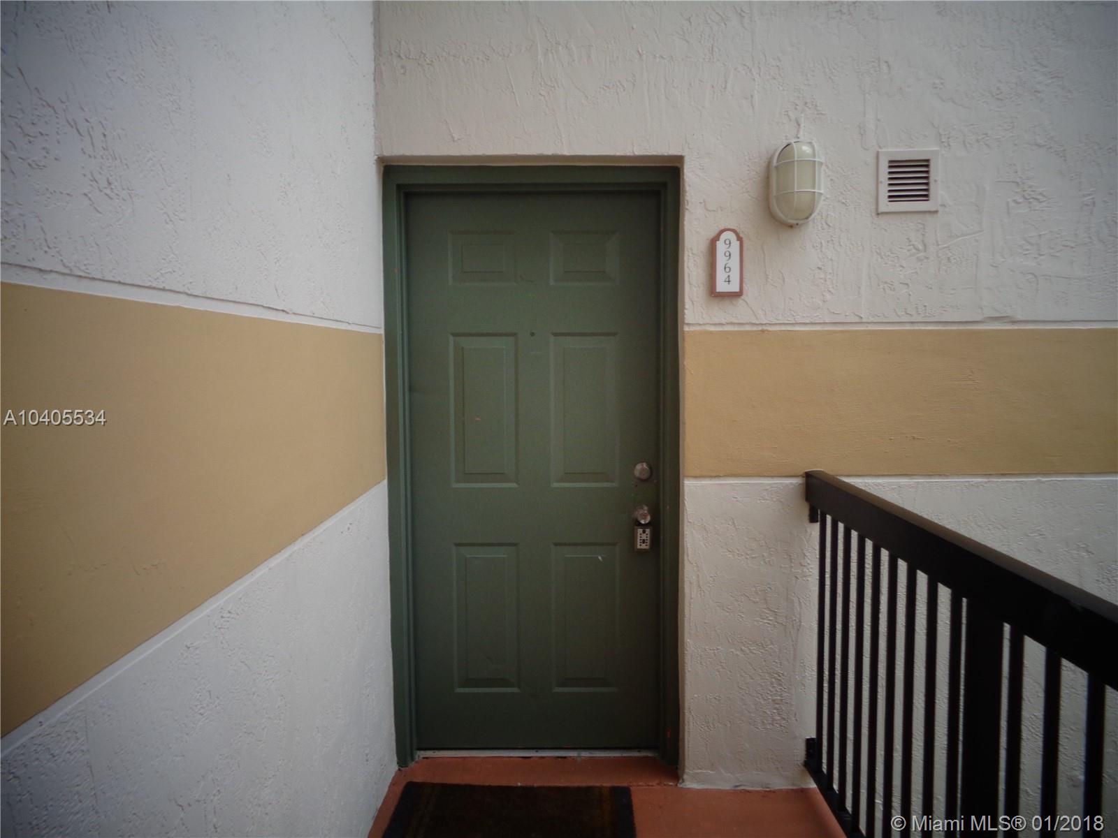 VILLAS DE VENEZIA - Residential Lease