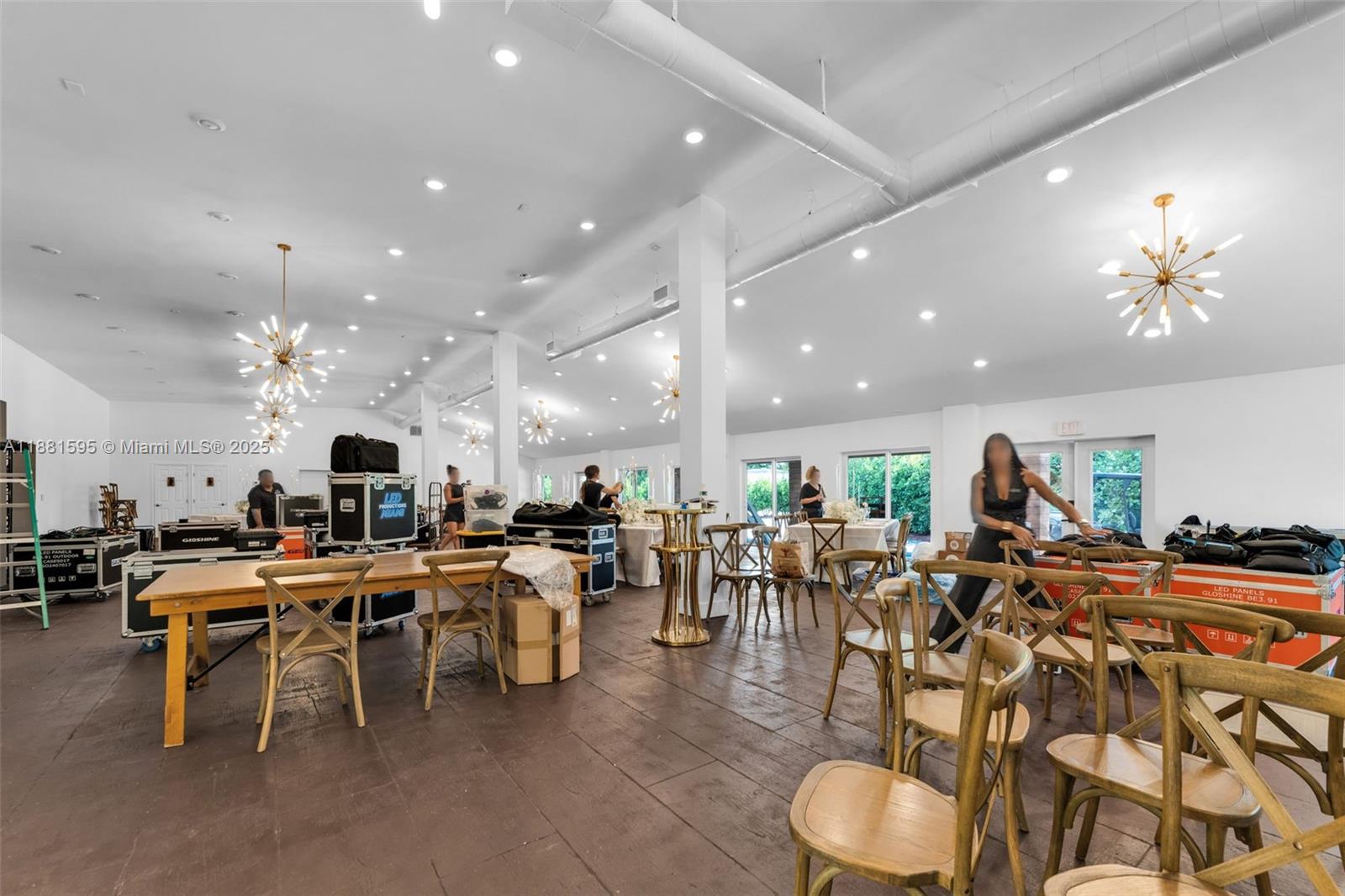 FOR RENT 18K NEG A MONTH - Land