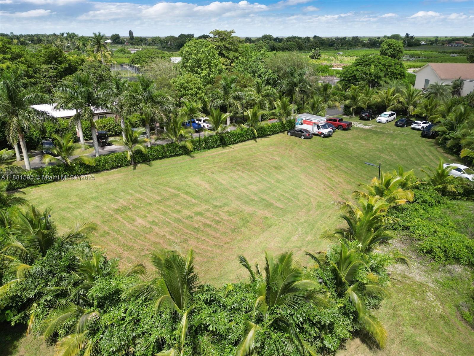 FOR RENT 18K NEG A MONTH - Land