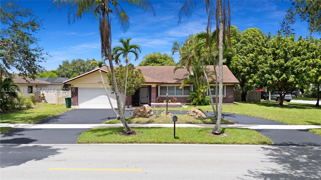 Photo of 5501 SW 118th Ave, Cooper City, FL 33330 (MLS # A12013153)