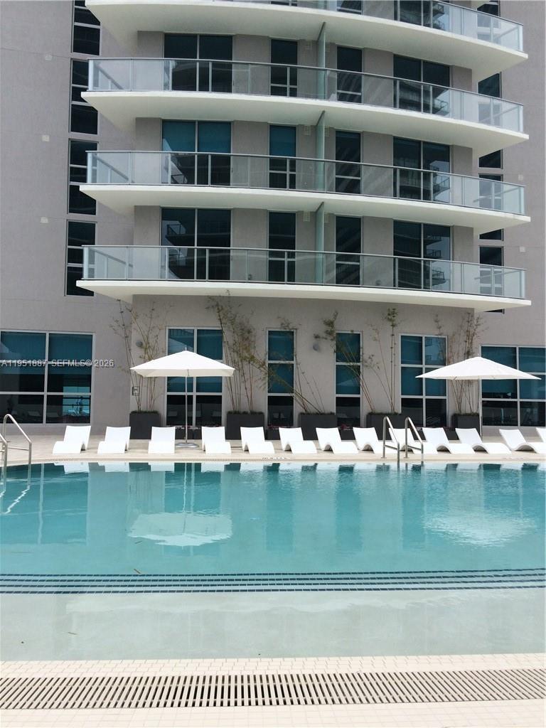 1100 MILLECENTO RESIDENCE - Residential