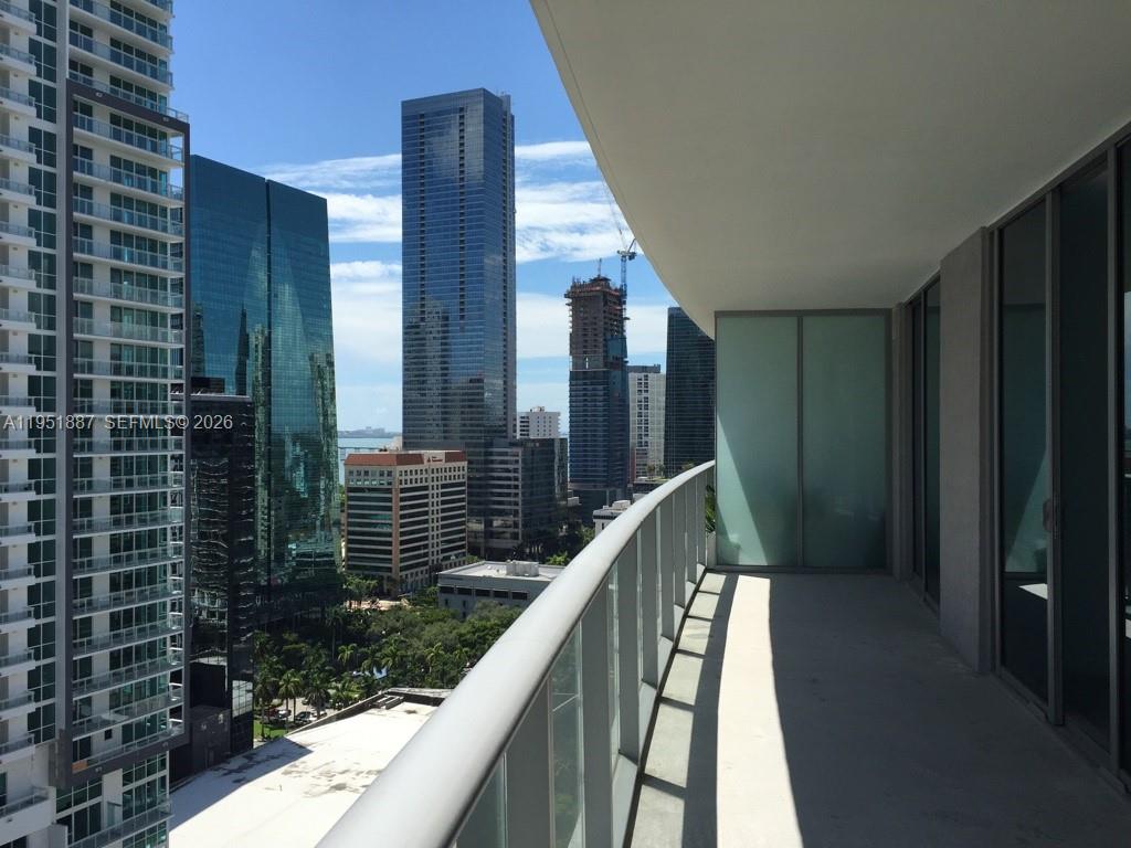 1100 MILLECENTO RESIDENCE - Residential