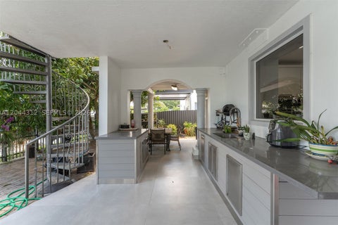 Tiny photo for 15262 SW 11th St, Miami, FL 33194 (MLS # A12044312)