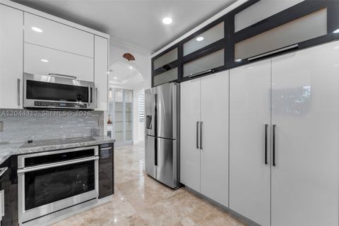 Tiny photo for 15262 SW 11th St, Miami, FL 33194 (MLS # A12044312)