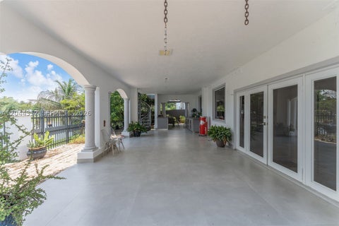 Tiny photo for 15262 SW 11th St, Miami, FL 33194 (MLS # A12044312)