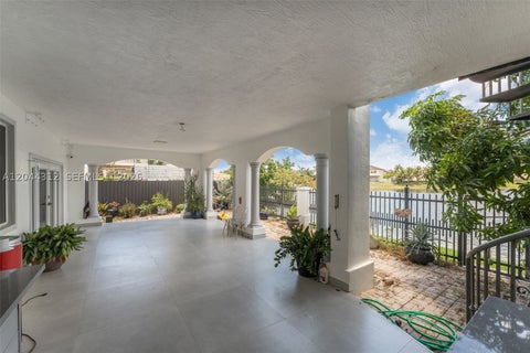 Tiny photo for 15262 SW 11th St, Miami, FL 33194 (MLS # A12044312)