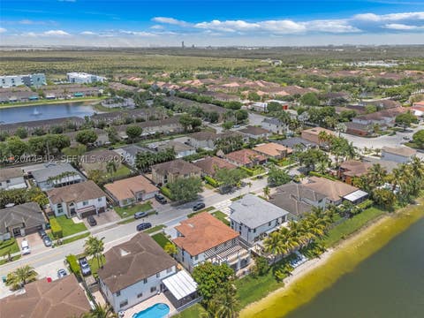 Tiny photo for 15262 SW 11th St, Miami, FL 33194 (MLS # A12044312)