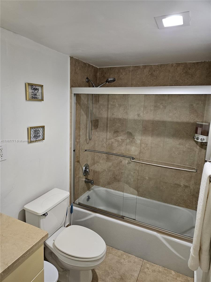 OCEAN RESERVE CONDO - Residential Lease