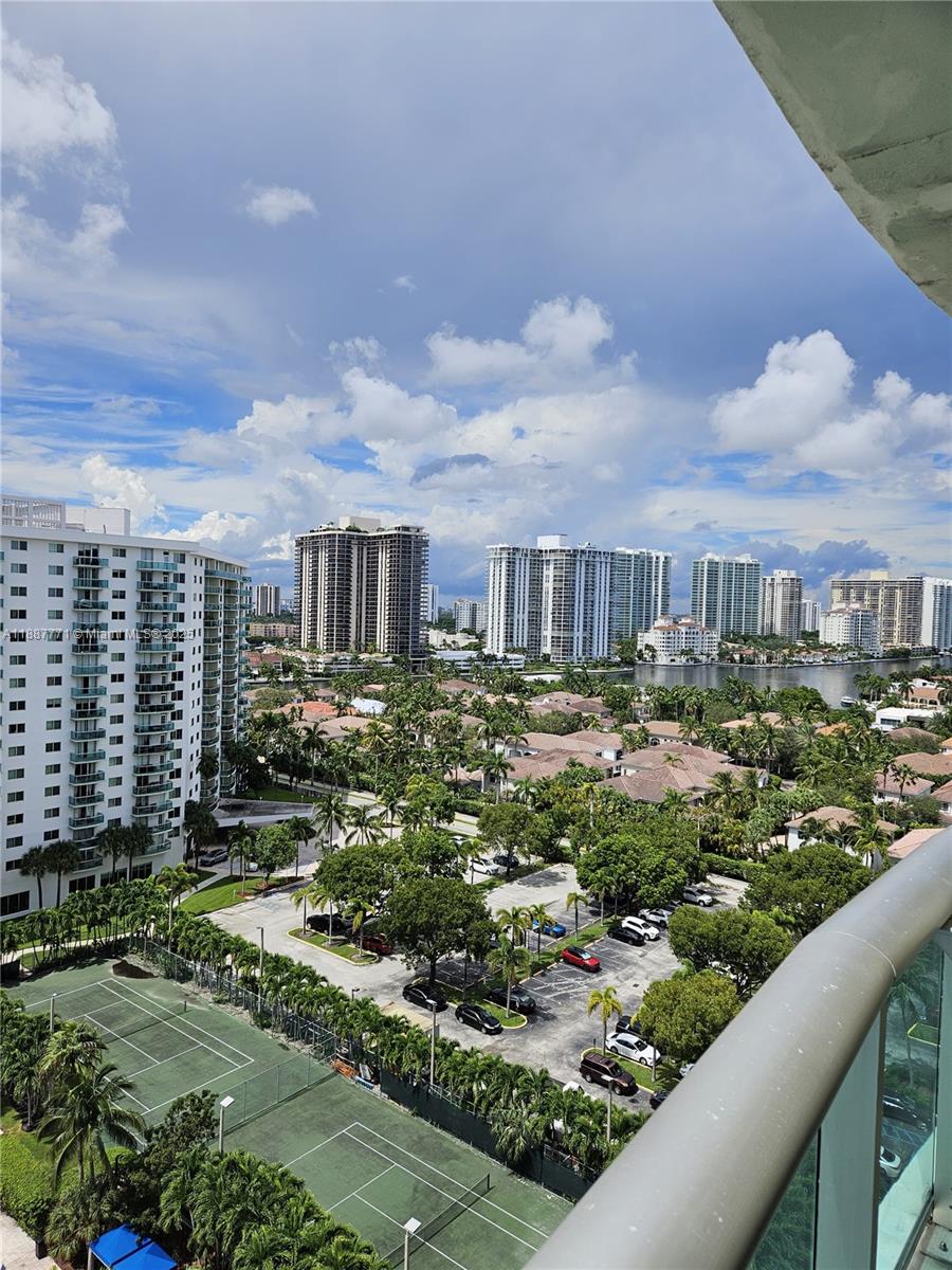 OCEAN RESERVE CONDO - Residential Lease