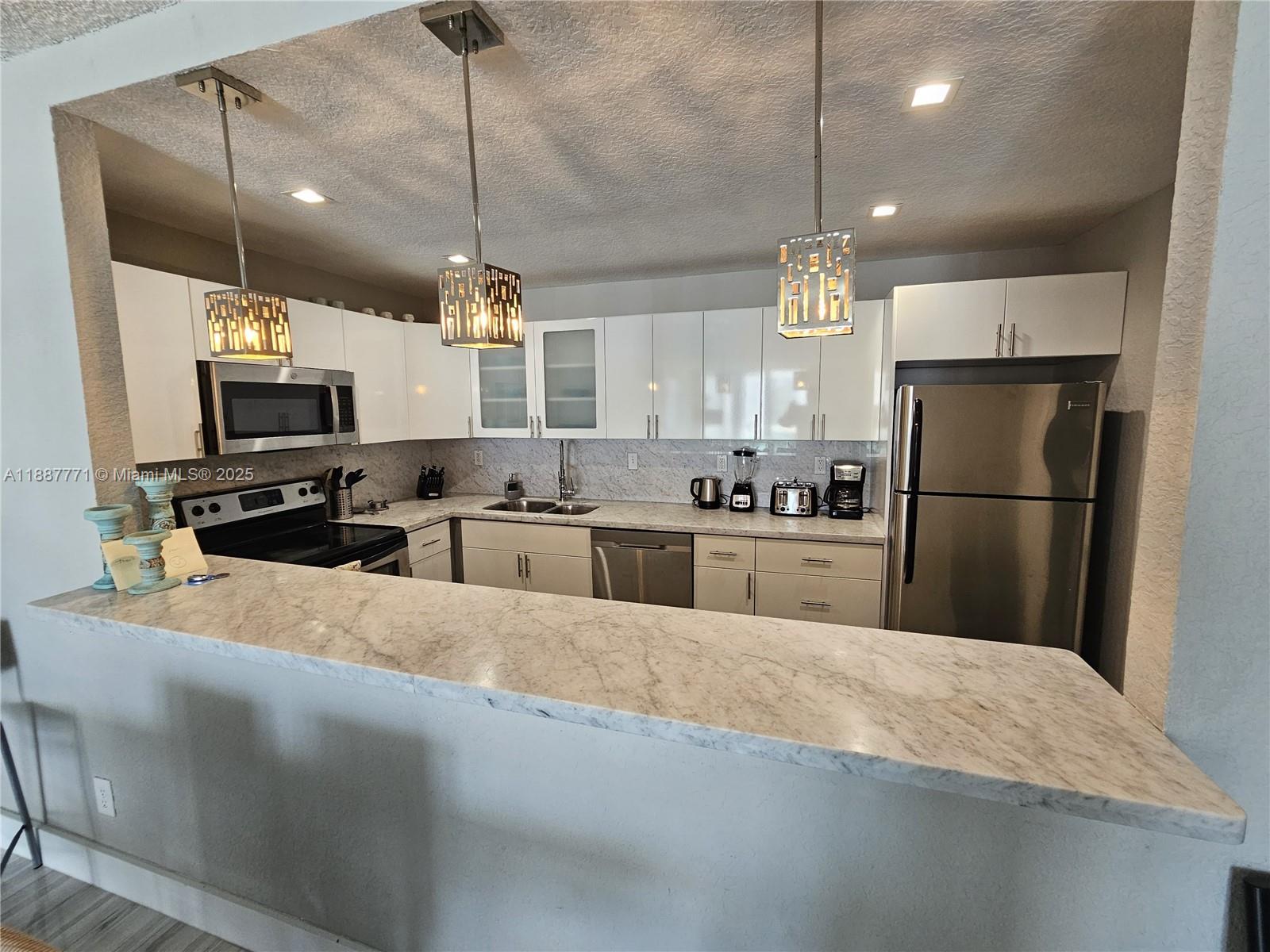 OCEAN RESERVE CONDO - Residential Lease