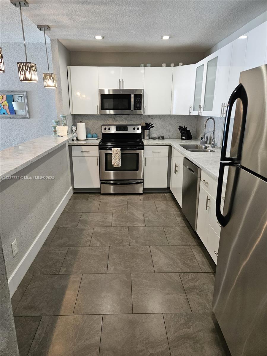 OCEAN RESERVE CONDO - Residential Lease
