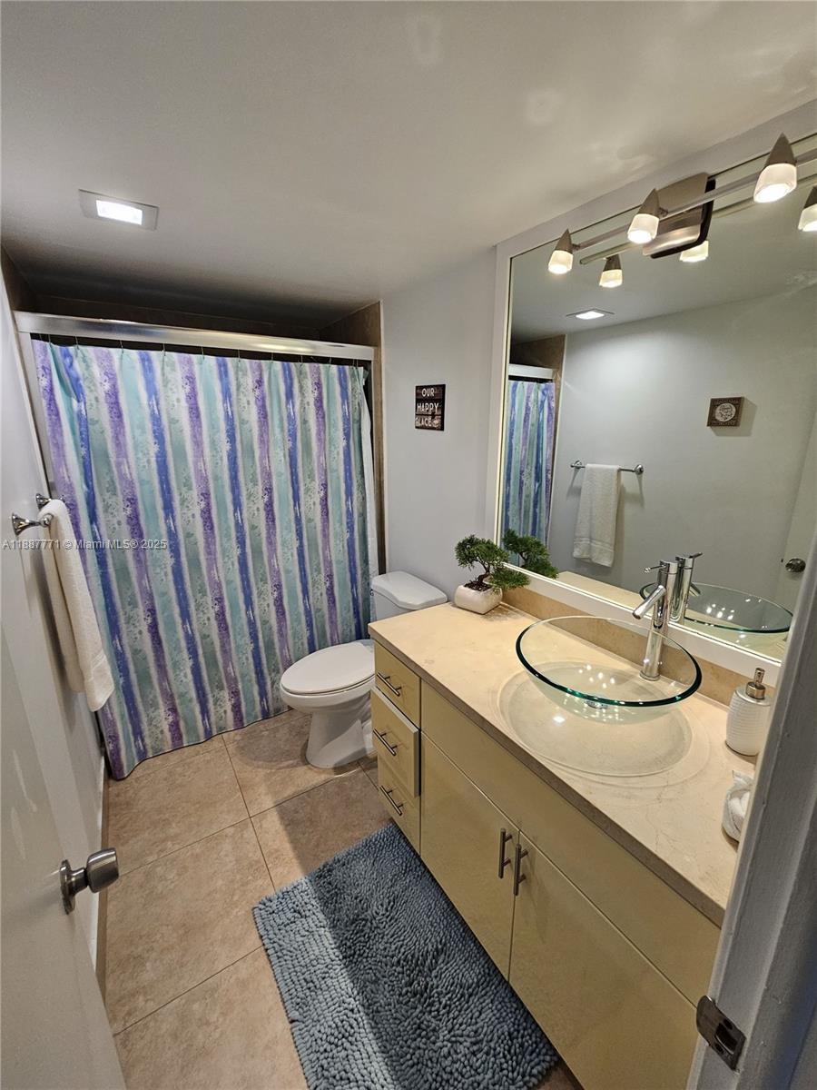 OCEAN RESERVE CONDO - Residential Lease