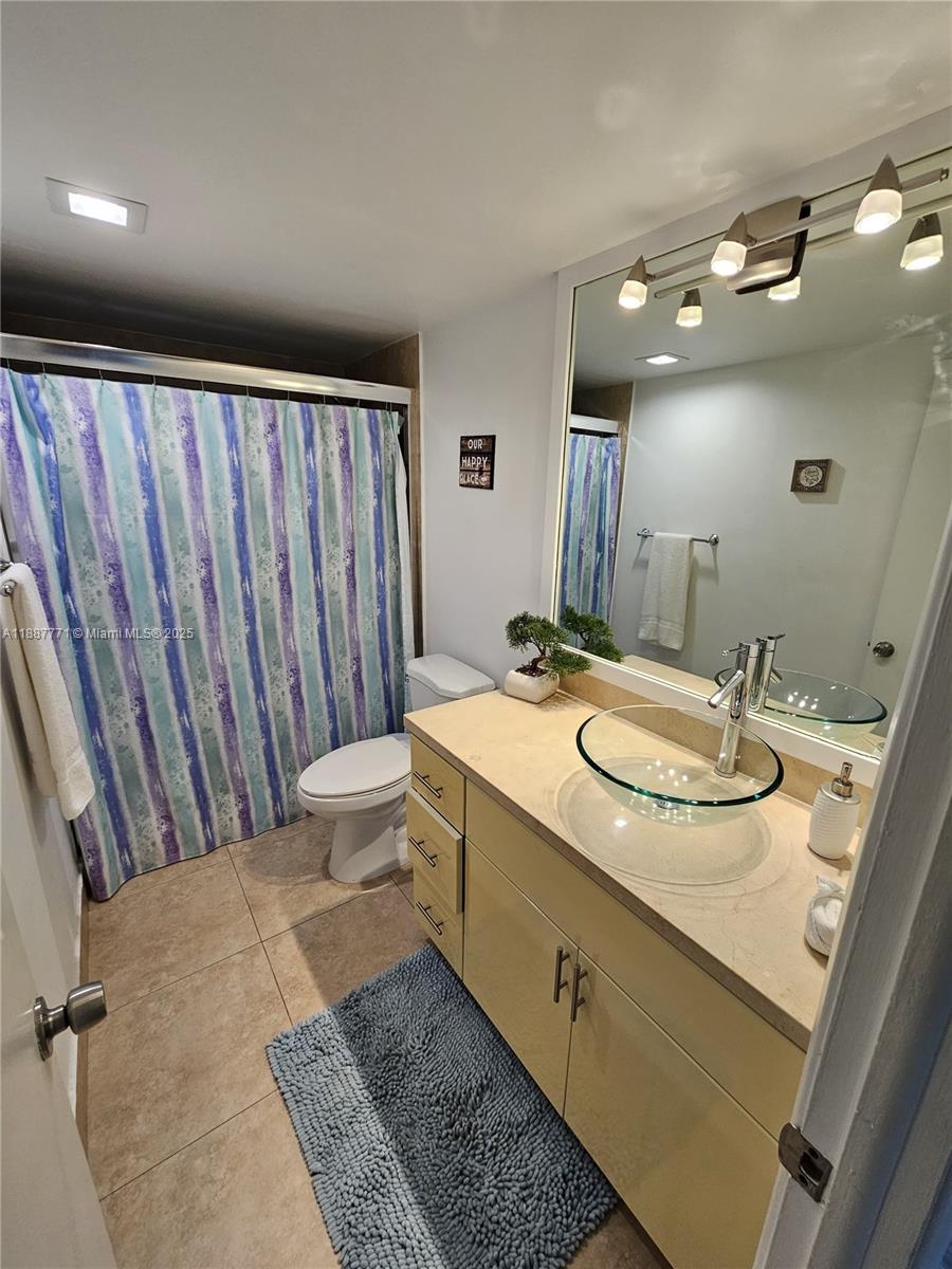 OCEAN RESERVE CONDO - Residential Lease