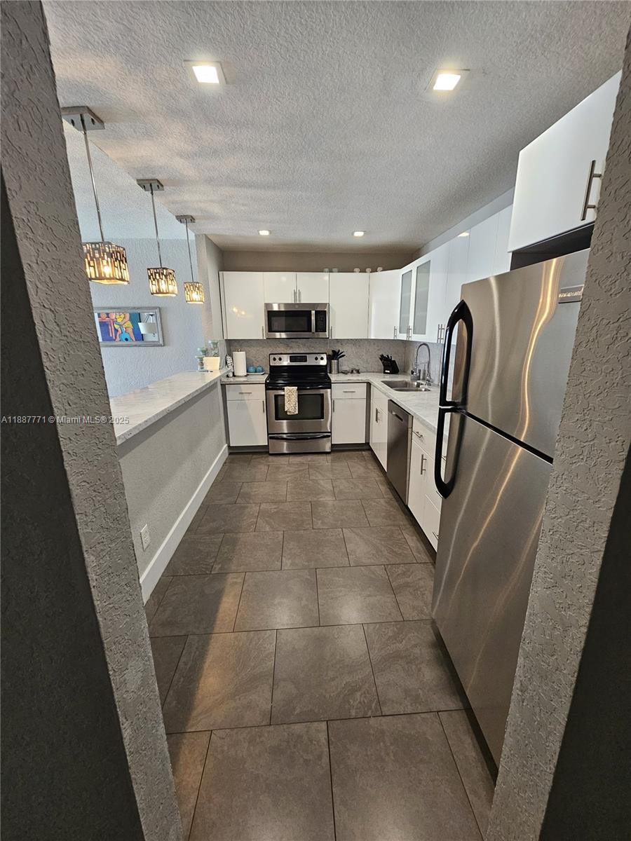 OCEAN RESERVE CONDO - Residential Lease