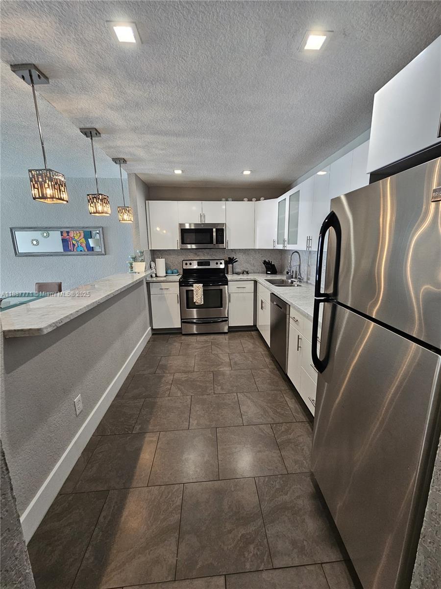 OCEAN RESERVE CONDO - Residential Lease