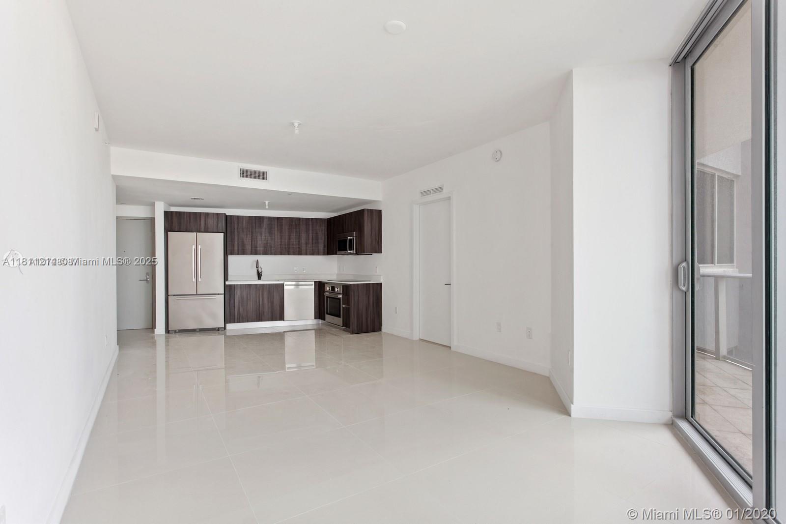 488 NE 18th St 501