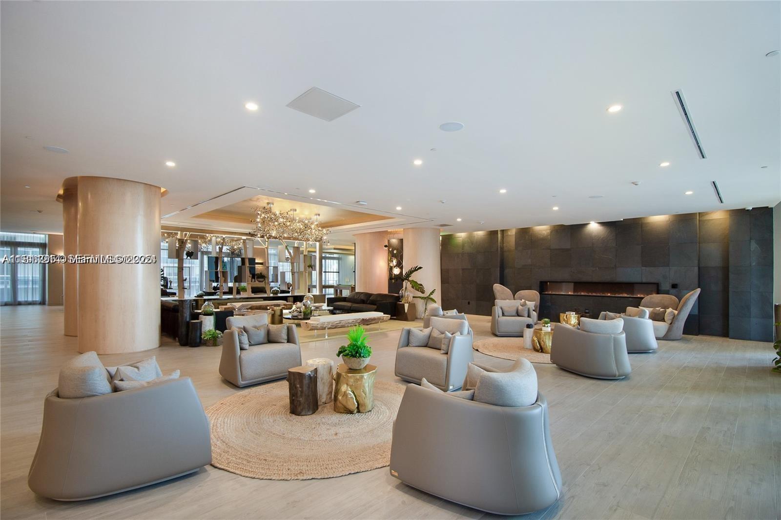 ARIA ON THE BAY CONDO - Residential