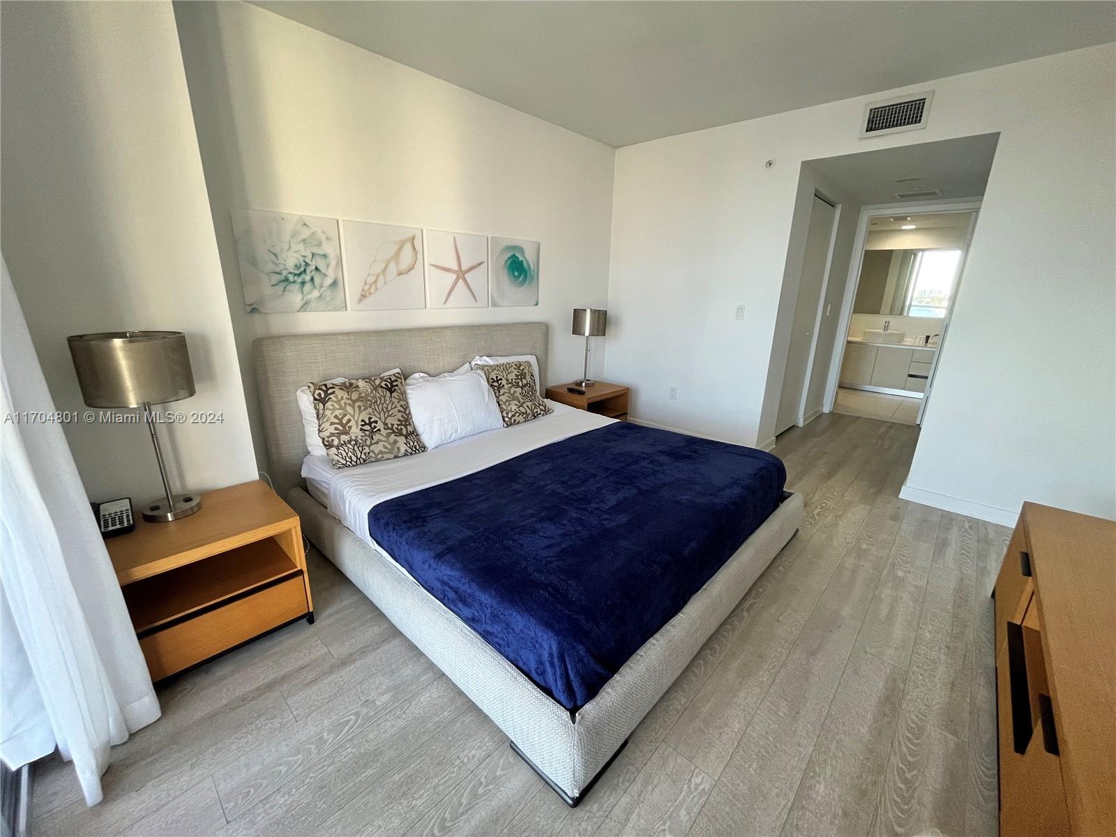 2602 E Hallandale Beach Blvd R1105